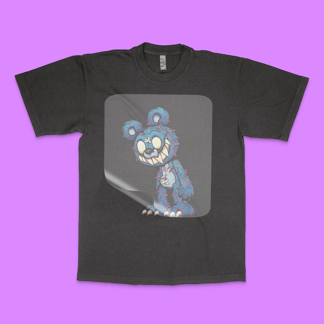 grotesque-smiling-blue-image4